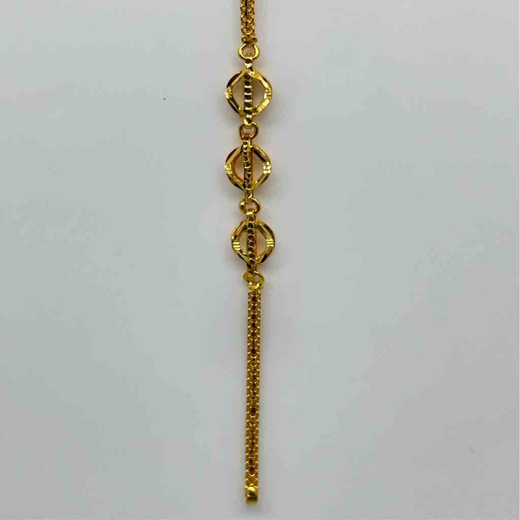 Pin by Harita on jewellery | Gold bracelet simple, Jewelry bracelets gold, Bracelet  designs